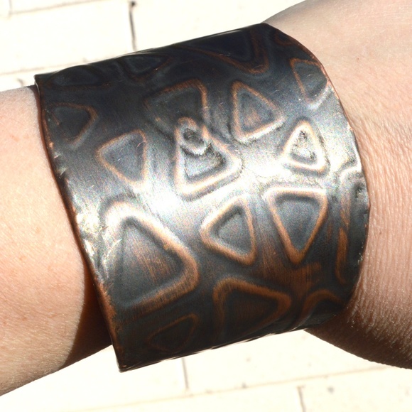 Geometric Triangle Copper Patina Cuff Bracelet - Picture 6 of 8
